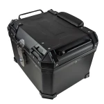 Univerzalni moto kofer 45L - kutna kutija za 1 kacigu