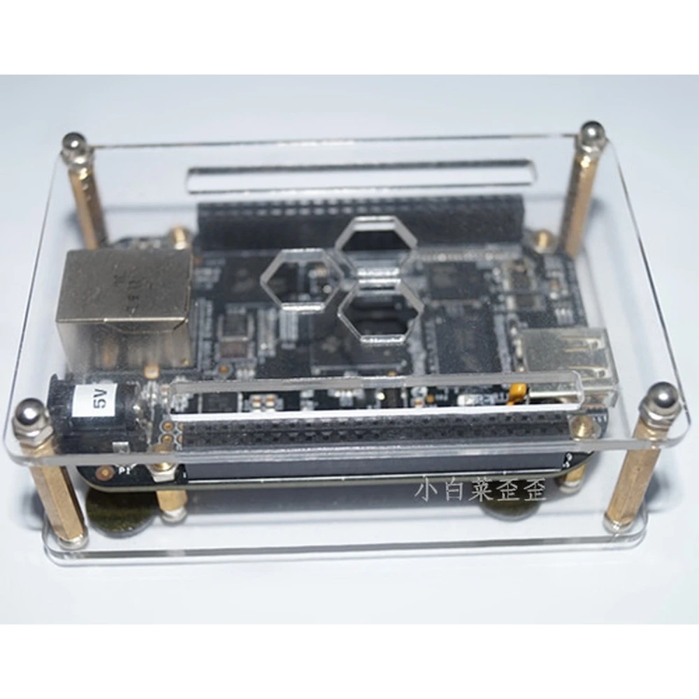 Zaštitna kutija kompatibilna s Beaglebone i Arduino Uno