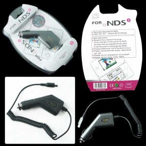 Auto punjač za Nintendo DSi kompatibilan s DSi XL i 3DS