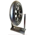 Detalle del equilibrador portátil para ruedas de moto con conos y huso