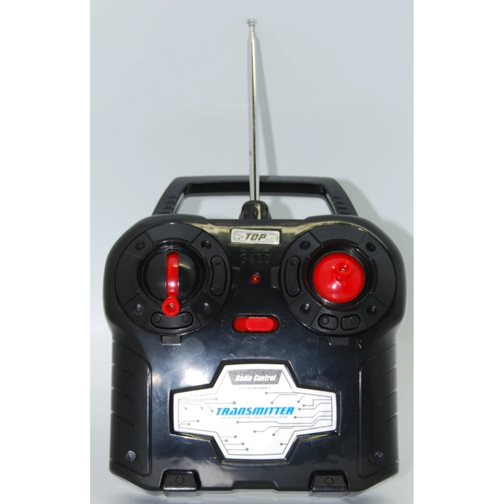 Detalle del mando controlador del helicóptero RC modelo 6809 rojo