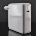 Novi USB-C punjač 87W kompatibilan za MacBook Pro 15 inča
