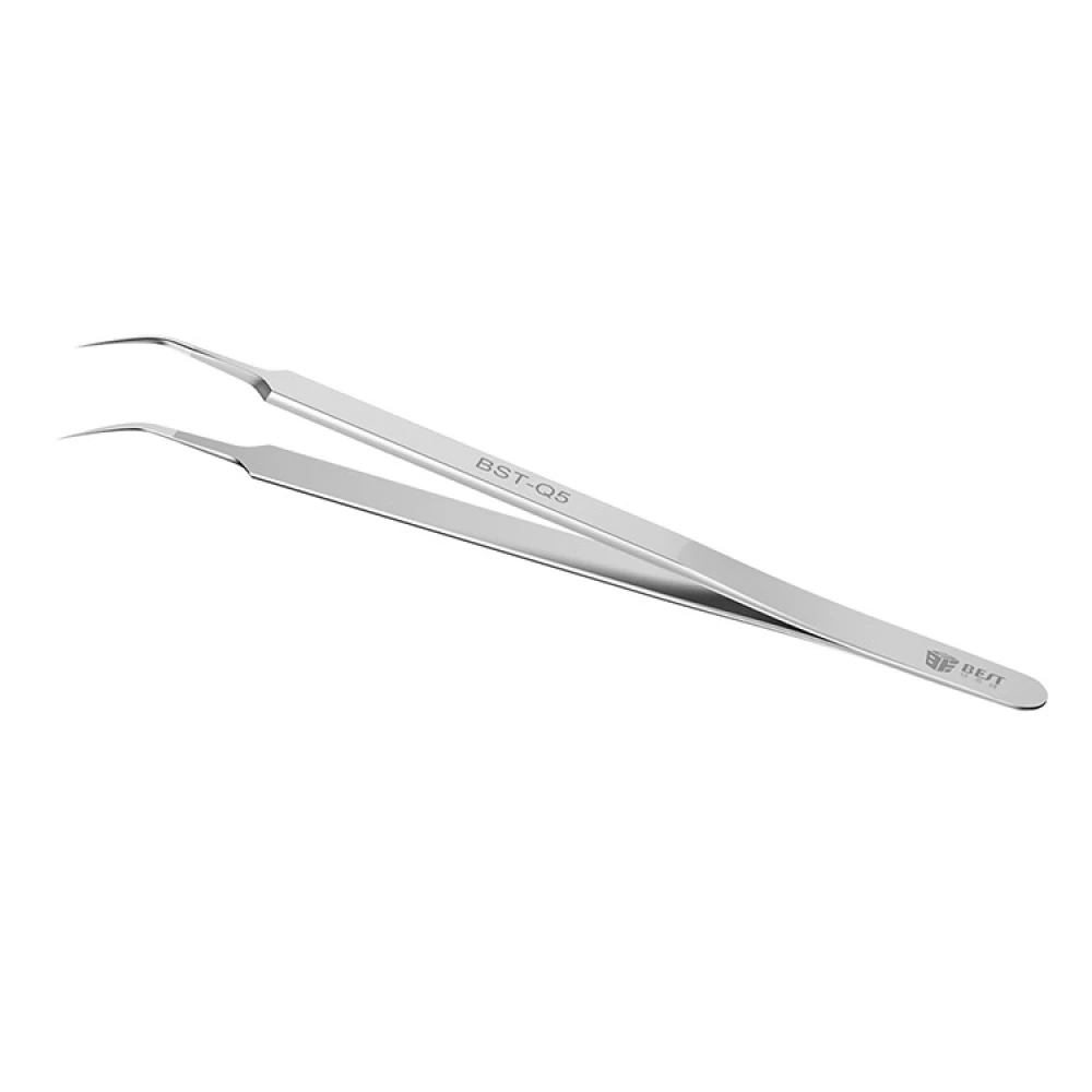 Detalle de la punta curvada extrafina de las pinzas Best Q5 para electrónica