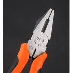 Vista frontal de los alicates combinados SK-517 de 192 mm