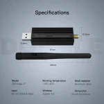 SONOFF ZBDongle-P conectado a un puerto USB mostrando su tamaño compacto